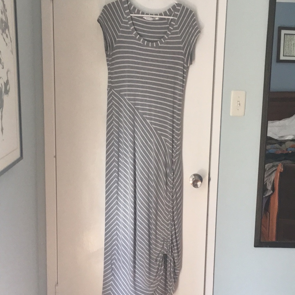Athleta Shark Bite Maxi Dress size M